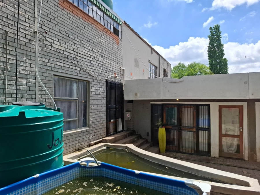 Commercial Property for Sale in Bayswater Free State